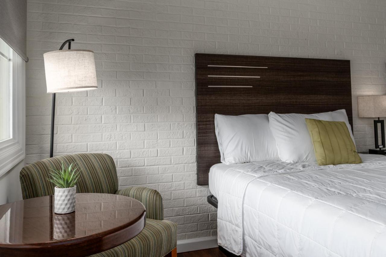 Crewe Boutique Inn 외부 사진